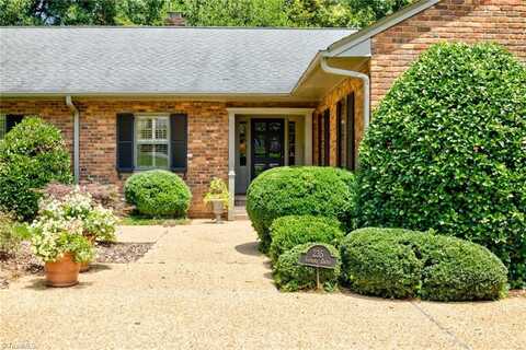 235 Fairfax Drive, Winston Salem, NC 27104