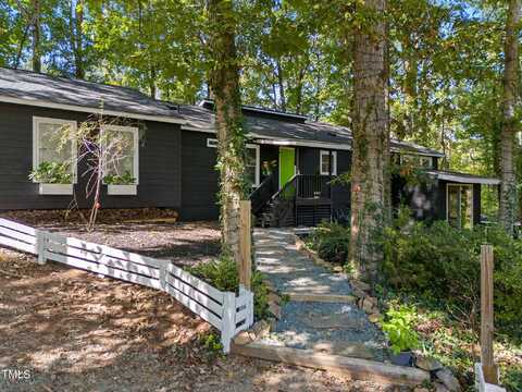 9601 Leslie Drive, Chapel Hill, NC 27516