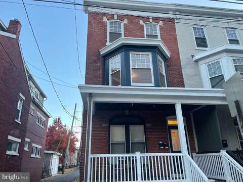 124 E JAMES STREET, LANCASTER, PA 17602