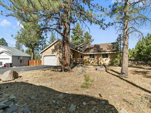 10279 Worchester Circle, Truckee, CA 96161