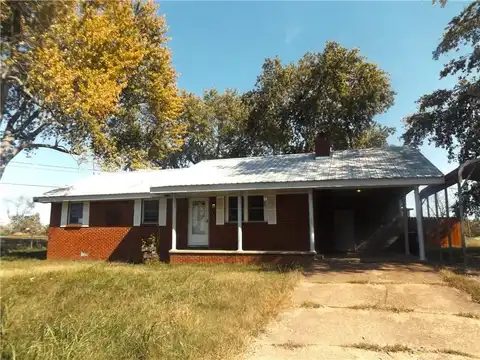 135 2nd ST, Oxford, AR 72565