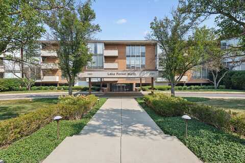 1301 N. Western Avenue, Lake Forest, IL 60045