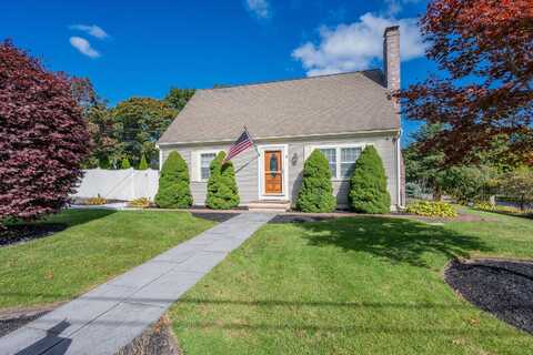 2 Spinning Brook Road, South Yarmouth, MA 02664