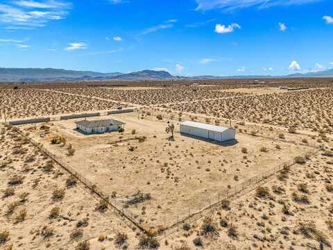 62734 Starlight Street, Joshua Tree, CA 92252