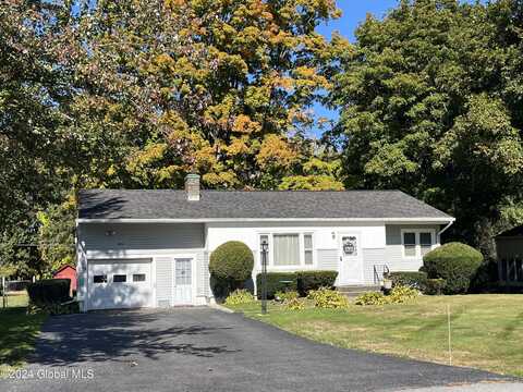 7 Callaghan Boulevard, Charlton, NY 12019