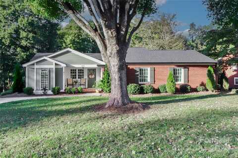 436 Summit Avenue, Statesville, NC 28677