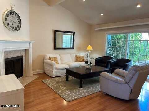 2004 Birchdale Court, Thousand Oaks, CA 91362