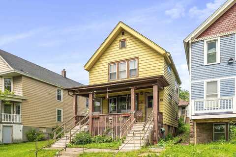 317 E 6th St, Duluth, MN 55805