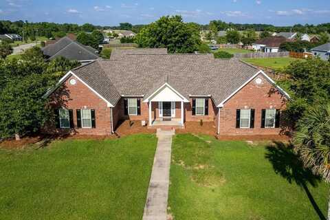 104 Huntington Drive, Headland, AL 36345