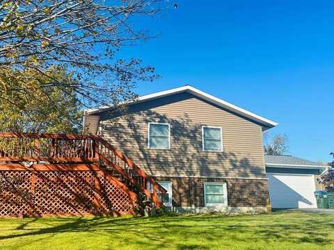 407 Kirkland Ave, Algoma, WI 54201