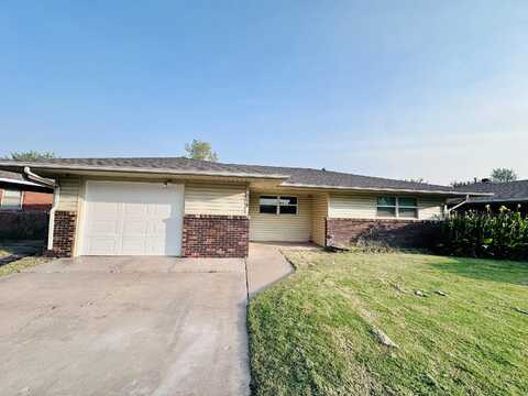 814 W Oxford, Enid, OK 73701