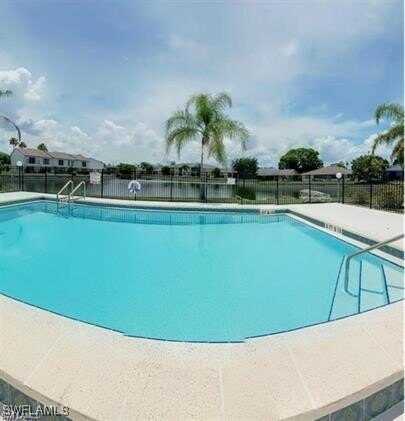 639 SE 13th Avenue, Cape Coral, FL 33990