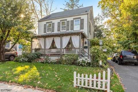 16 Summit Ave, Chatham, NJ 07928