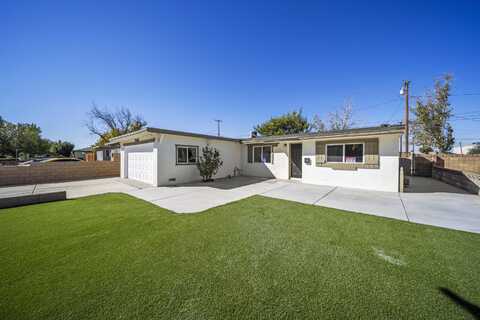 44209 Carolside Avenue, Lancaster, CA 93535