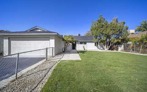 38557 E 33rd Street, Palmdale, CA 93550