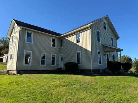 546 CONNEAUT LAKE Road, Adamsville, PA 16110