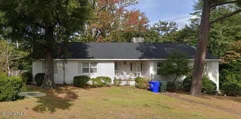 417 Longmeadow Road, Greenville, NC 27858