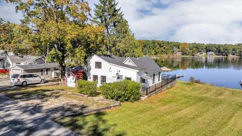 622 Swains Lake Drive, Concord, MI 49237