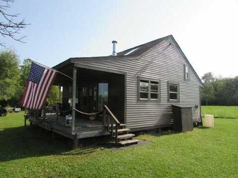 10121 Parkila Road, Pelkie, MI 49958