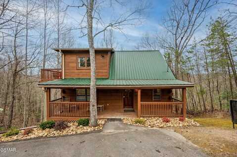 745 Ski View Lane, Sevierville, TN 37876