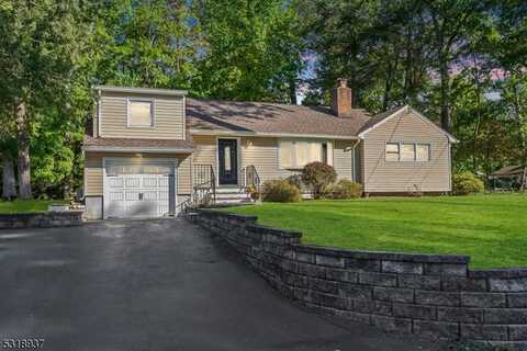 68 Osceola Rd, Wayne, NJ 07470