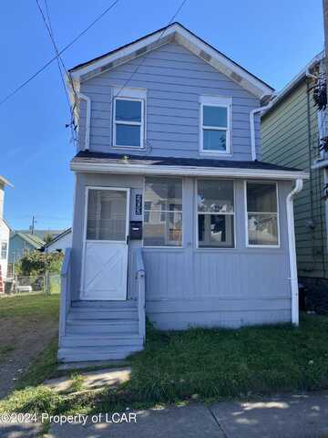 203 Madison Street, Beach Haven, PA 18702