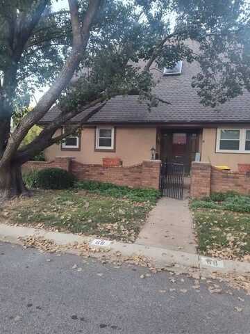 68 Woodbridge Lane, Kansas City, MO 64145