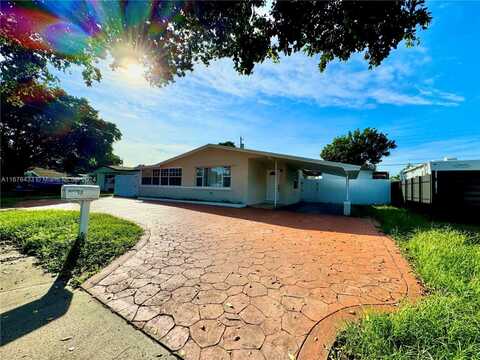 6640 Fillmore St, Hollywood, FL 33024