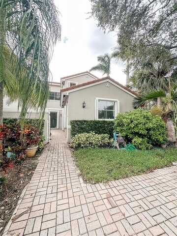 1115 Buttonwood Ln, Hollywood, FL 33019