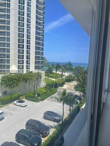 19201 Collins Ave, Sunny Isles Beach, FL 33160