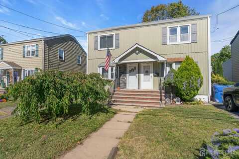 32 Martin Terrace, Woodbridge, NJ 07095