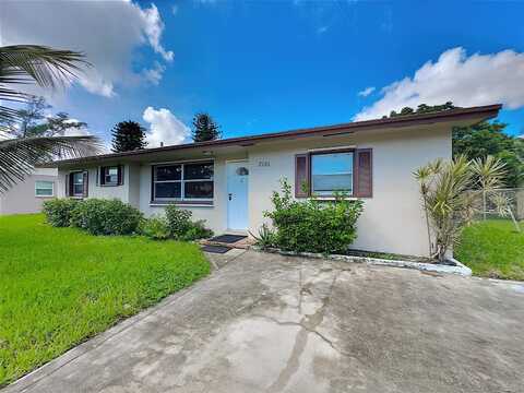 2131 NE 1ST WAY, BOYNTON BEACH, FL 33435