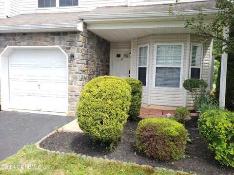 58 San Anita Drive, Tinton Falls, NJ 07753