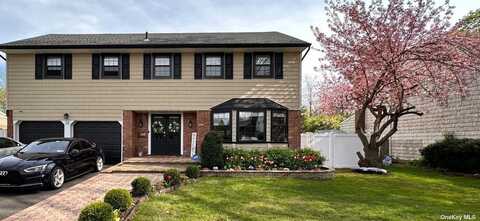 32 Marietta Drive, Westbury, NY 11590