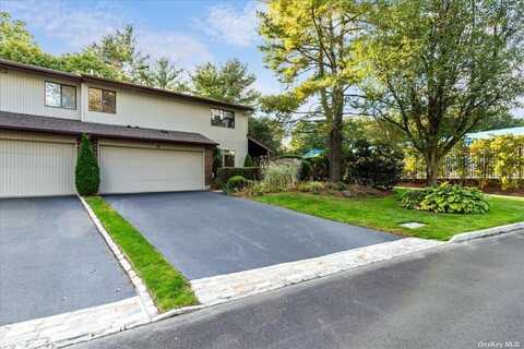 14 Club Drive S, Jericho, NY 11753