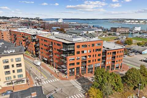 387 Commercial Street, Portland, ME 04101