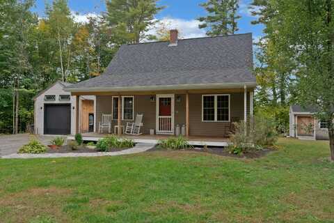 86 Woodridge Drive, Buxton, ME 04093