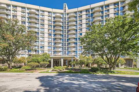 20 N Tower Road, Oak Brook, IL 60523
