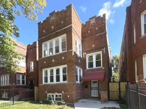 1627 N Merrimac Avenue, Chicago, IL 60639