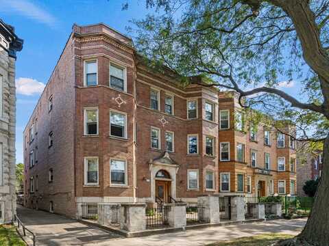 6133 S Drexel Avenue, Chicago, IL 60637