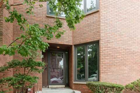 4746 S KENWOOD Avenue, Chicago, IL 60615