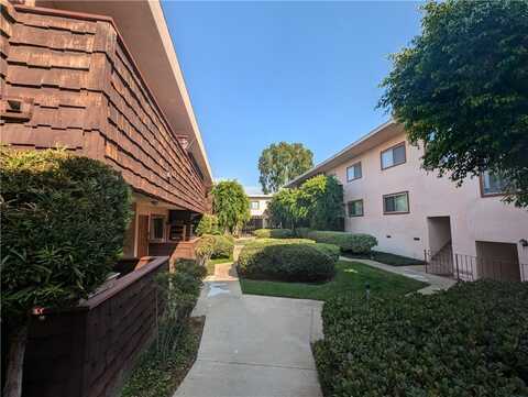 5403 Newcastle Avenue, Encino, CA 91316