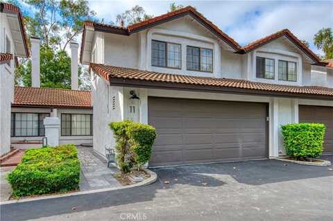 11 Spring Hill Lane, Laguna Hills, CA 92653