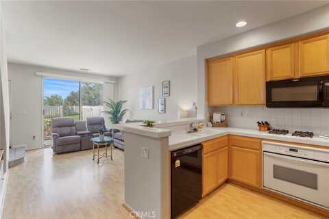 941 S Ogden Court, Anaheim Hills, CA 92808