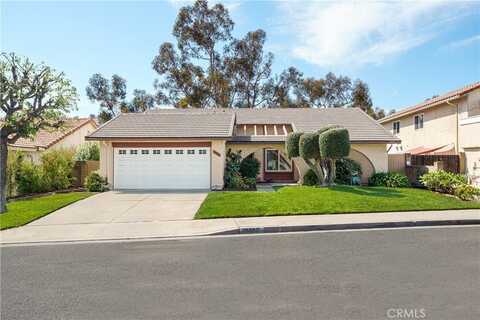 26562 Via Noveno, Mission Viejo, CA 92691