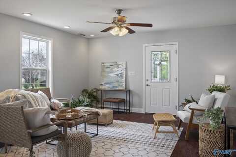 1927 Vanderbilt Circle, Huntsville, AL 35801