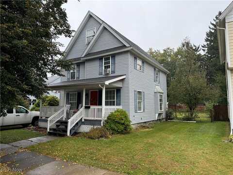 720 Broad Street, Conneaut, OH 44030