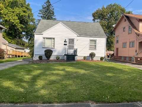 1670 Weston Avenue, Youngstown, OH 44514