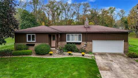 4554 Garrett Drive, Norton, OH 44203