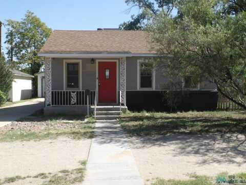 1032 N Main, Carlsbad, NM 88220